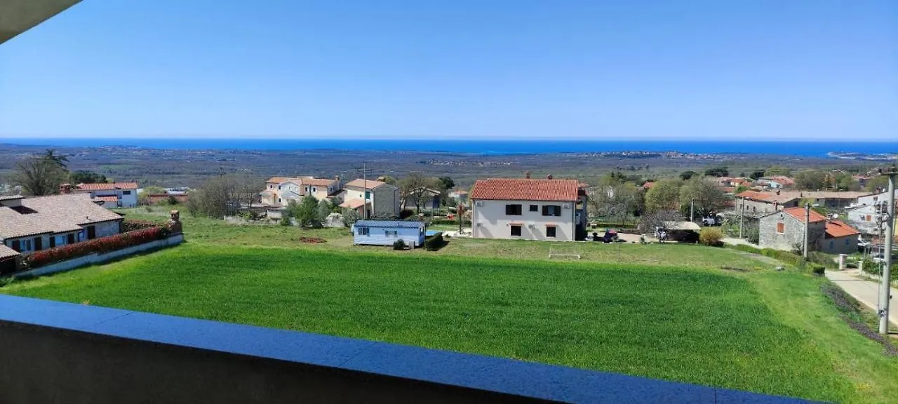 Apartment Lorena Kastelir Croatia