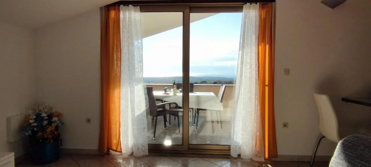 Apartment Lorena Kastelir 0*,  Croatia